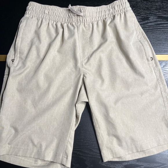 George Men’s Bermuda Shorts Khaki Size Small (28-30) EUC - Picture 4 of 7